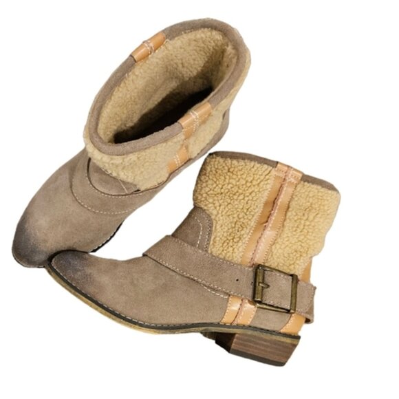 Kelsi Dagger | Tan Ankle Buckle Booties | Size 6 - Picture 10 of 11